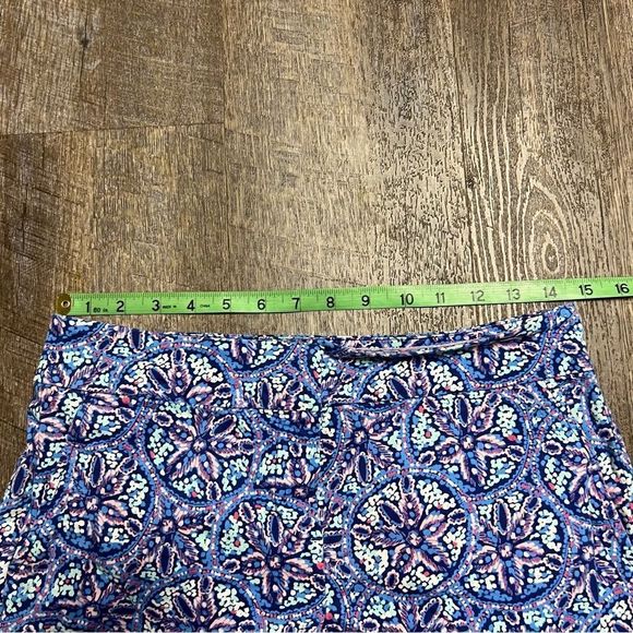 Vineyard Vines Shorts Womens Size 2 Colorful Sand Dollar Print 5” Inseam - Picture 5 of 11